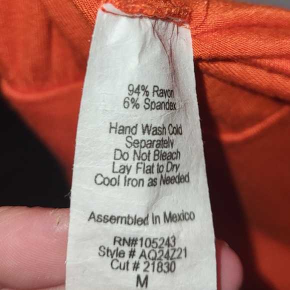 🌼3 for 30🌼Orange H.I.P Hispania Top Embroidered halter Tank sz M - Picture 7 of 7